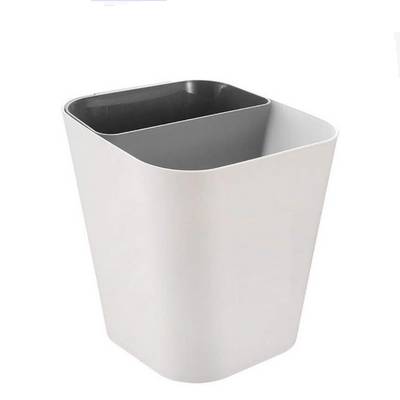 Petite poubelle inox pédale